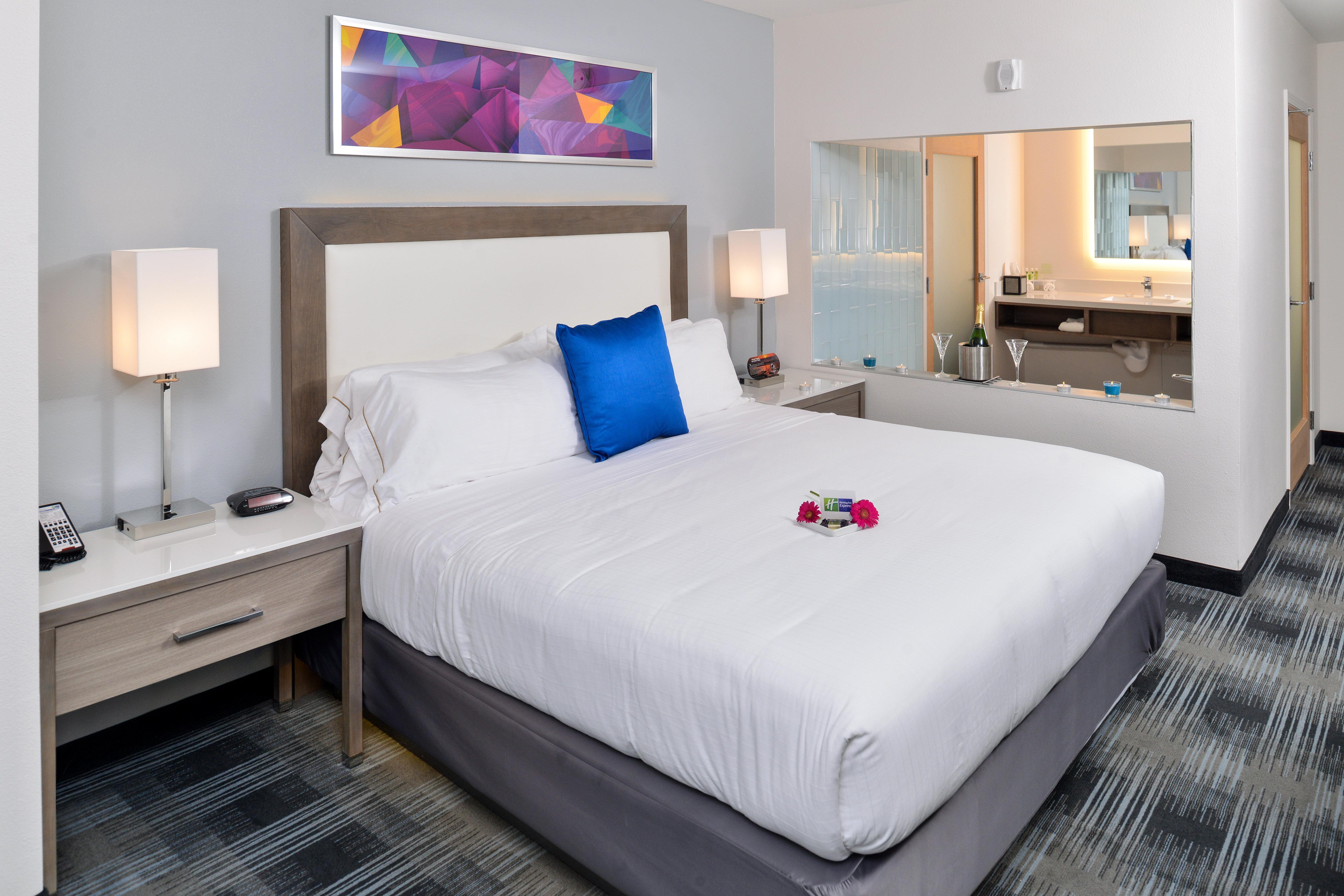 Holiday Inn Express & Suites San Diego - Mission Valley By Ihg Exterior foto