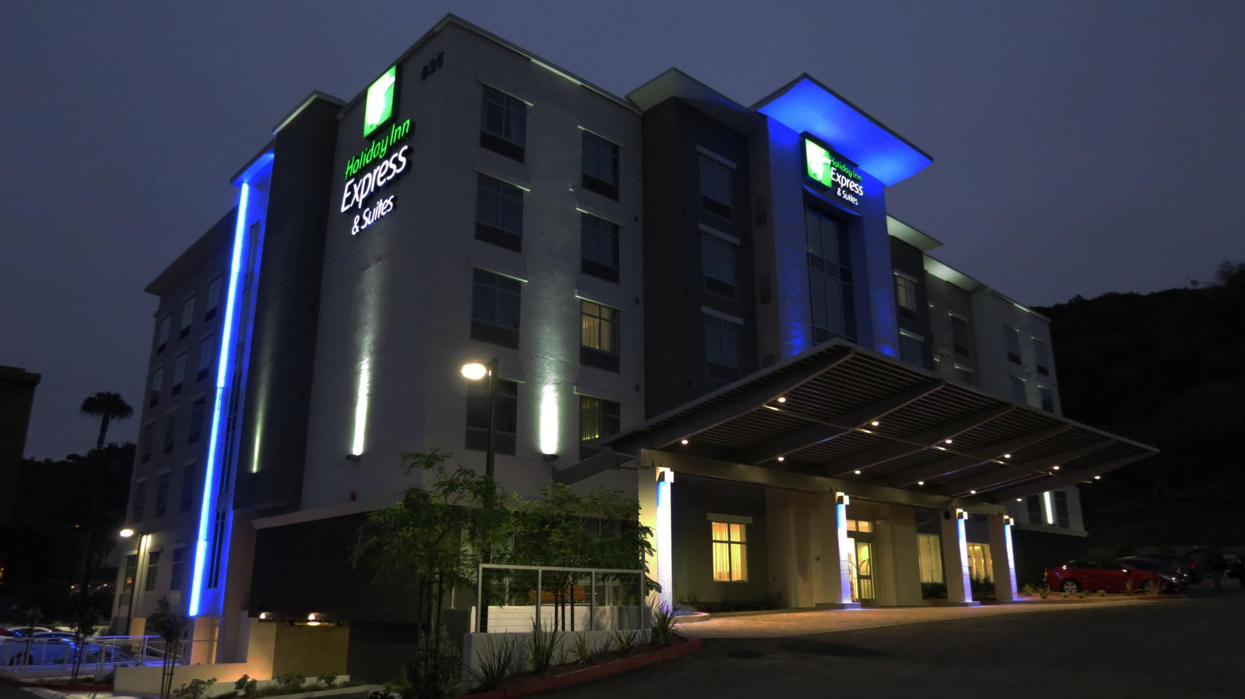 Holiday Inn Express & Suites San Diego - Mission Valley By Ihg Exterior foto
