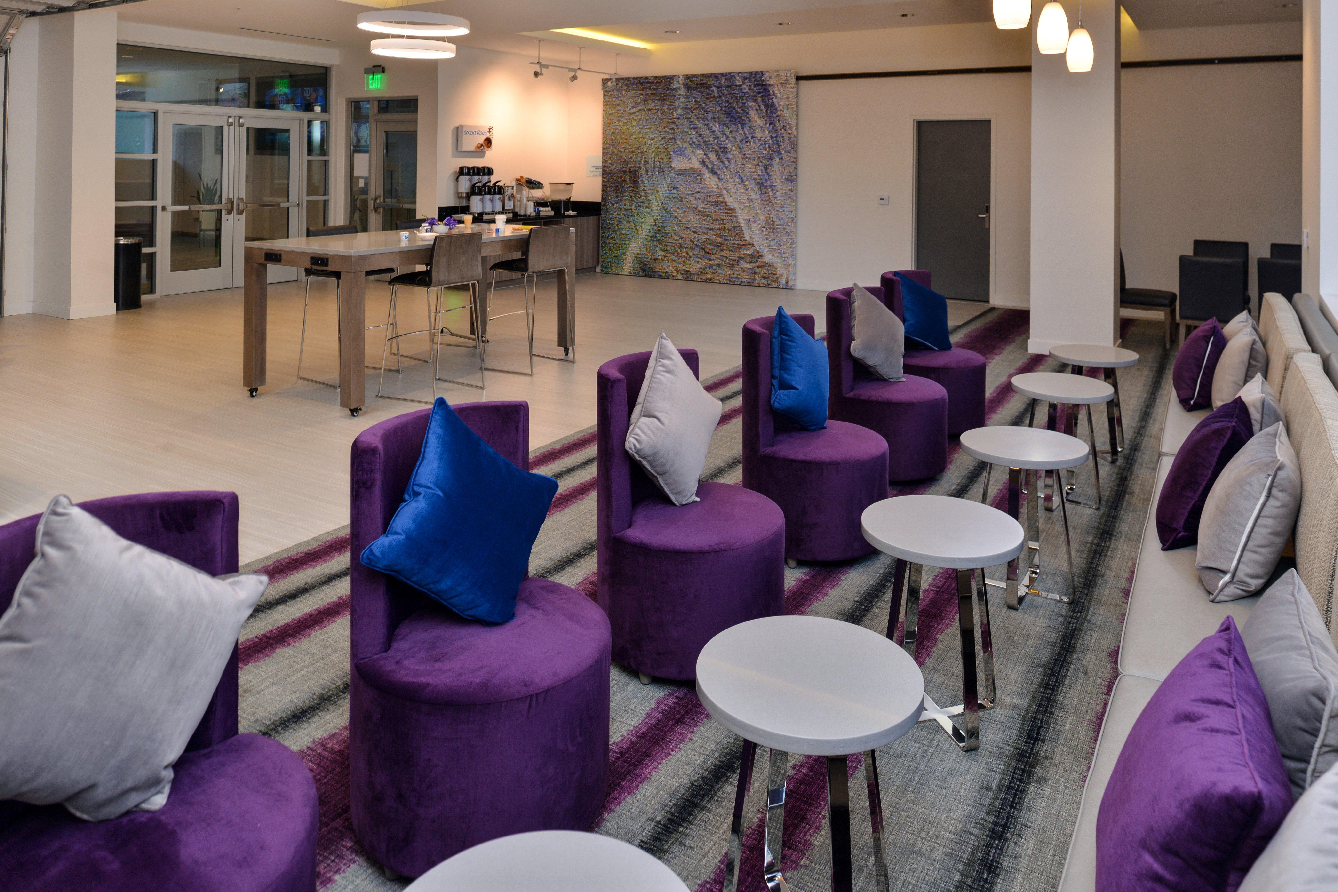 Holiday Inn Express & Suites San Diego - Mission Valley By Ihg Exterior foto